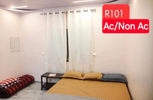 Akalkot Hotel | Shriguru Guest House Akkalkot