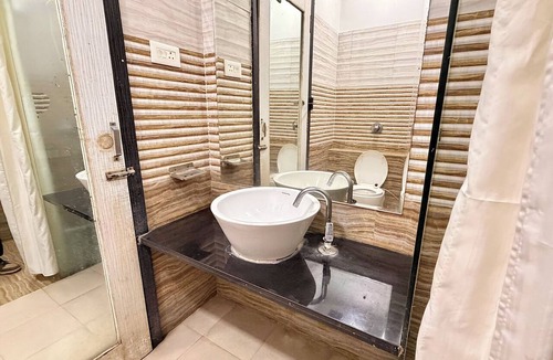 Rau Hotel | Shubh Kaaraj Resort