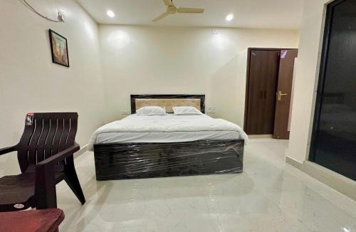 Sidhout Hotel | Siddavaram Residency