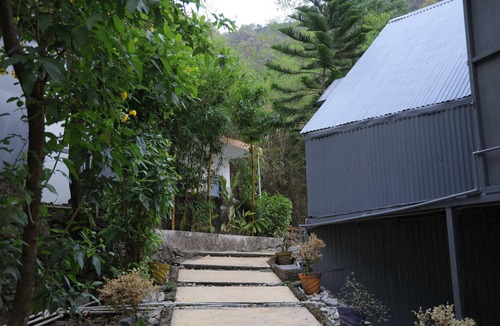 Dehradun House | Signature Suite With Hill and River Viewhotel Ribera