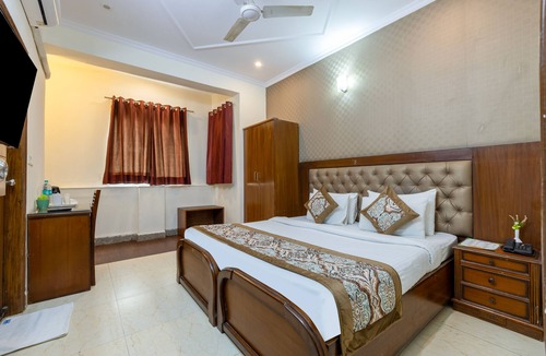South City I House | SKS Excel Inn