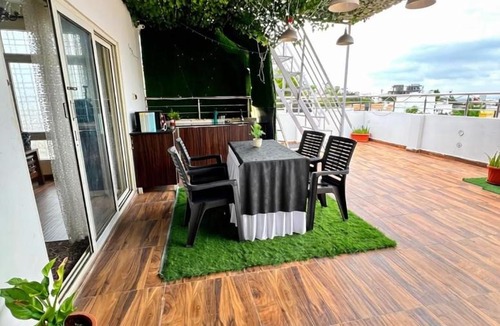 Banjara Hills Apartment | Skyline roof top
