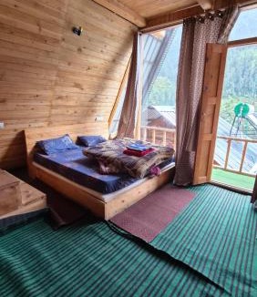 Banjar House | skytouch Lambri pass view Jibhi