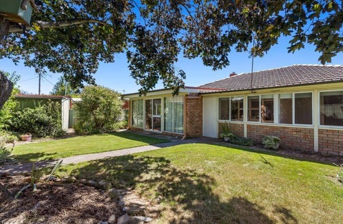 Blayney House | Small Villages Retreat - Escape the City Life