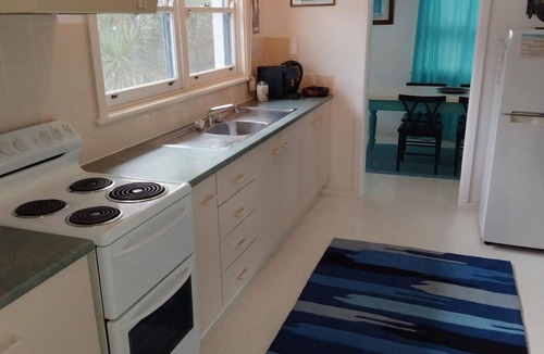 Shoalhaven Heads House | Sojourne - Walk to beach and Golf Club!
