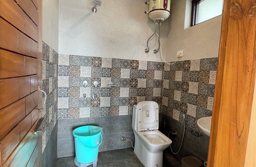 Bhagsu Nag Hotel | Soma House Dharamkot