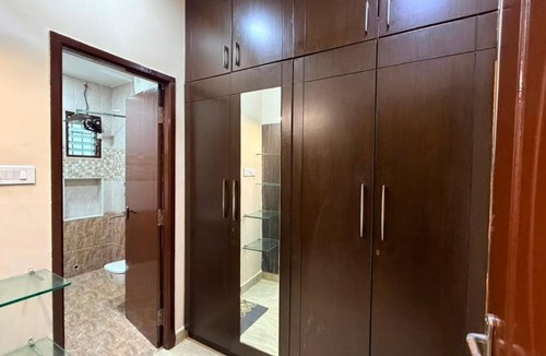 West Saidapet Villa | Spacious 3BR 10 Beds Family Homestay