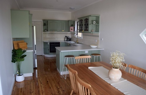 Woolooware House | Spacious Coastal Family Haven