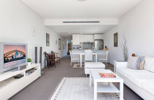 Cammeray Apartment | Spacious Modern Apartment In Sydney's North Shore