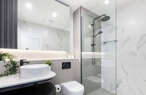 Wentworth Point Apartment | Spacious Modern Apartment close to Sydney Olympic Park and Ferry