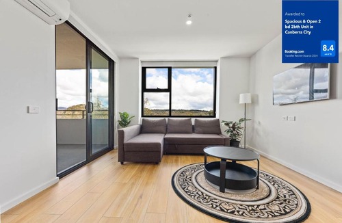 Dickson Apartment | Spacious & Open 2 bd 2bth Unit in Canberra City