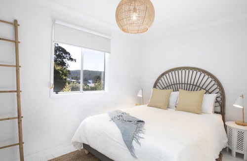 Pretty Beach Central Coast House | Special rates on application for longer stays