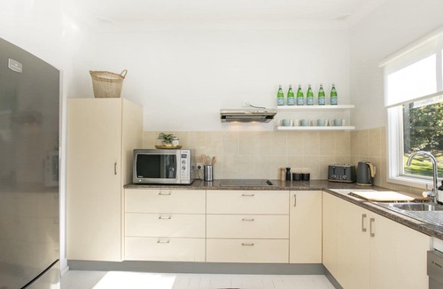 Pretty Beach Central Coast House | Special rates on application for longer stays