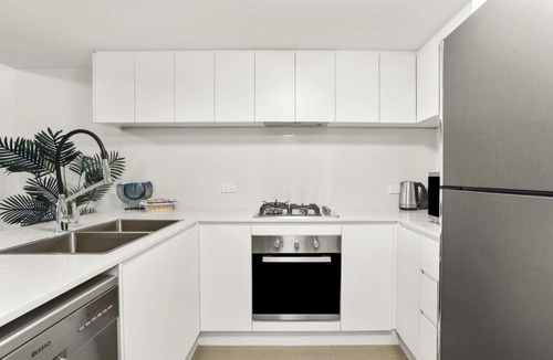 Woolloomooloo Apartment | Spectacular Waterfront with Cosmopolitan Lifestyle