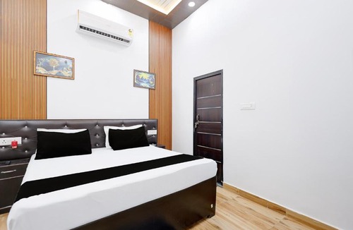 Naini Hotel | SPOT ON Kk Vista