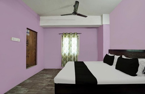 Rudrapur Hotel | SPOT ON MR Guest House