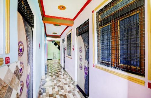 Karchana Hotel | SPOT ON Pradhan Hotel