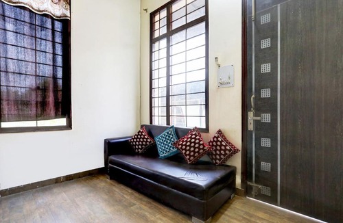 Hapur Hotel | SPOT ON Prithvi Garden