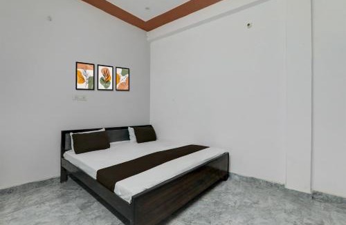 Ghatampur Hotel | SPOT ON Royel Grand Hotel Nabedi