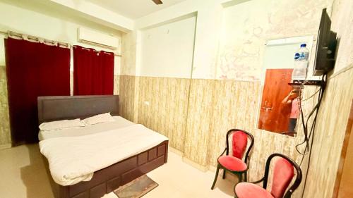 Varanasi Apartment | SPOT ON The Wave Inn
