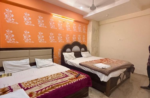 Ayodhya House | Sri Devadhish Palace