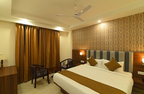 Shivalik Nagar Hotel | STALLION HOTEL