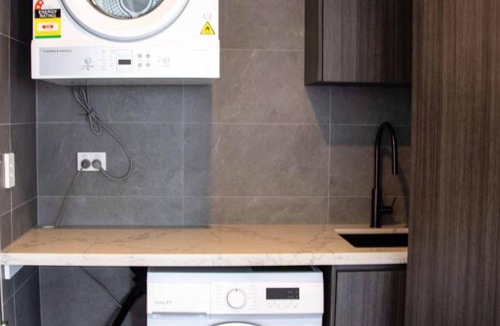 Lidcombe Apartment | Starlight Concert Stay