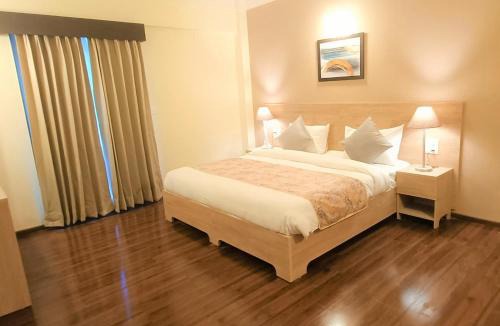 Shirdi Hotel | Starlit Suites Shirdi