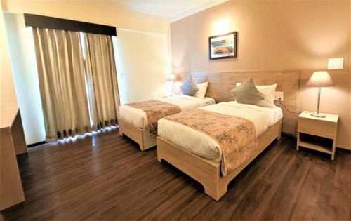 Shirdi Hotel | Starlit Suites Shirdi