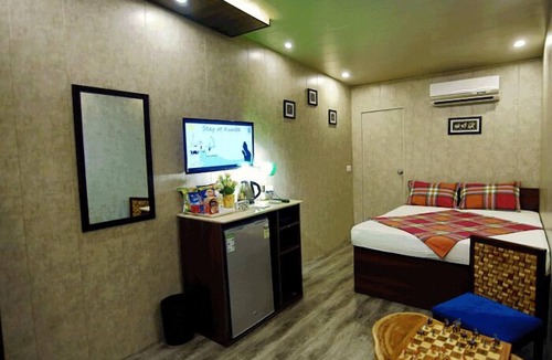 Naini Hotel | Stay At Kumbh