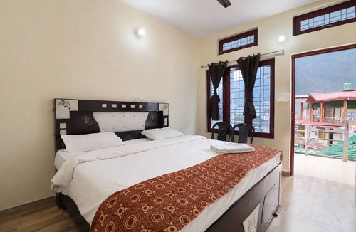 Narainkoti Hotel | Stay To Hotel