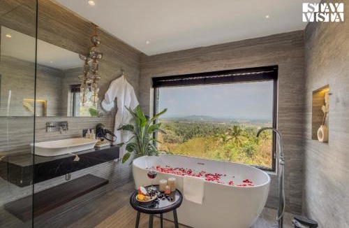 Alto de Porvorim Villa | StayVista at Villa Altona with BBQ & Pool