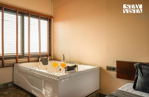 Tehri Villa | StayVista at Yug at Tehri Peaks with Jacuzzi, BBQ