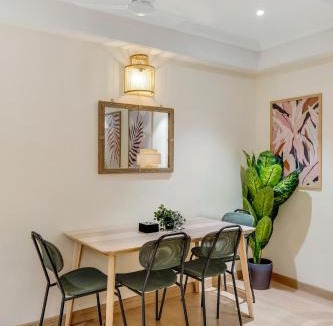 Pali Hill Apartment | Stella 3BHK in Khar by SquareOne Stays