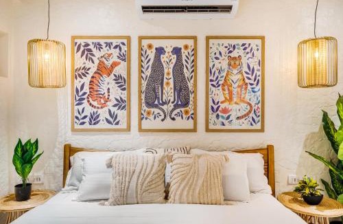 Pali Hill Apartment | Stella 3BHK in Khar by SquareOne Stays