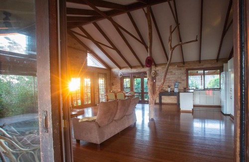 Possum Brush Apartment | Stone Cottage