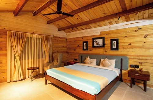 Bogmolo Hotel | Stone Water Eco Resort