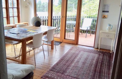 Mount Victoria Cottage | Stratford Cottage Mount Victoria