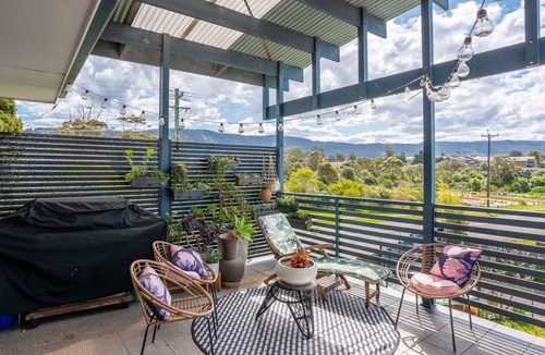 Woonona House | Stunning holiday rental in Woonona ~ Kareela Winds