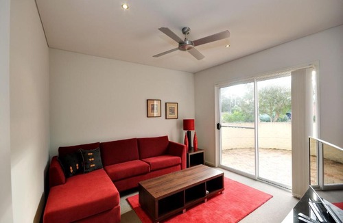 Tea Gardens House | Stunning Holiday Townhouse