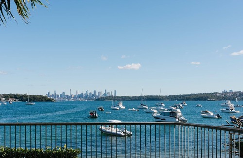 Watsons Bay Condo | Stunning Views in Watsons Bay with Beach Access