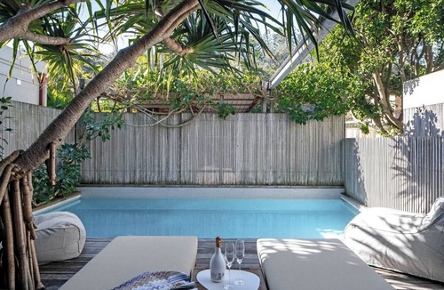 Watsons Bay Condo | Stunning Views in Watsons Bay with Beach Access
