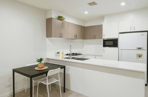 Bruce House | Stylish 2BR Retreat Near UC & Belconnen Mall