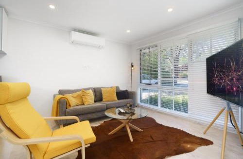 Wanniassa House | Stylish 3Bedroom Escape in South Canberra - Hosted by Canstay