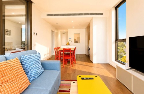 Macquarie Park Apartment | Stylish Apartment Near Macquarie Uni & Metro