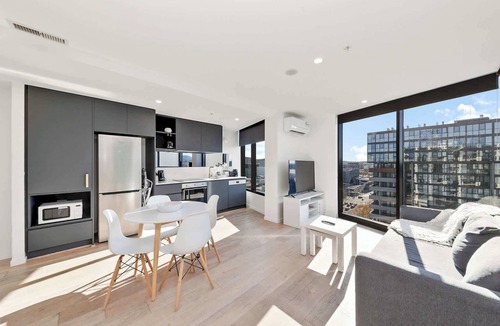 Reid Apartment | Stylish Apartment in Canberra CBD