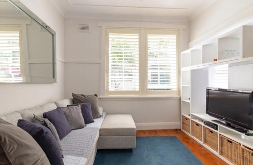 Kings Cross Apartment | Stylish Art Deco Studio In Rushcutters Bay