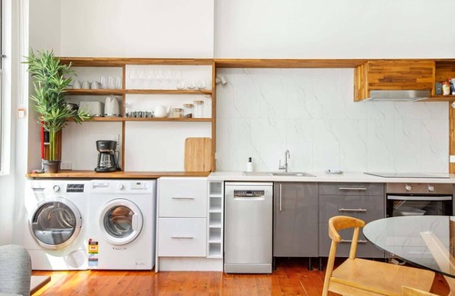 Ultimo Apartment | Stylish Inner City 2-Bed Unit by Fig Lane Park