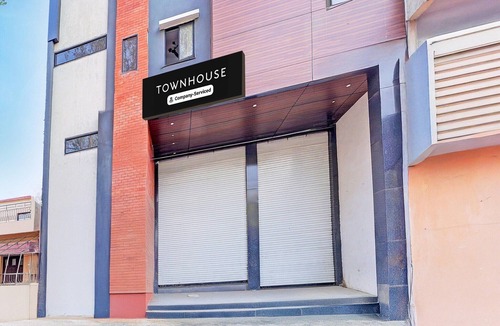 Indore House | SuiteHotel Grand Vista