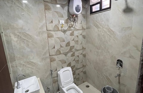 Bhopal Hotel | SUKOON GRANDEUR